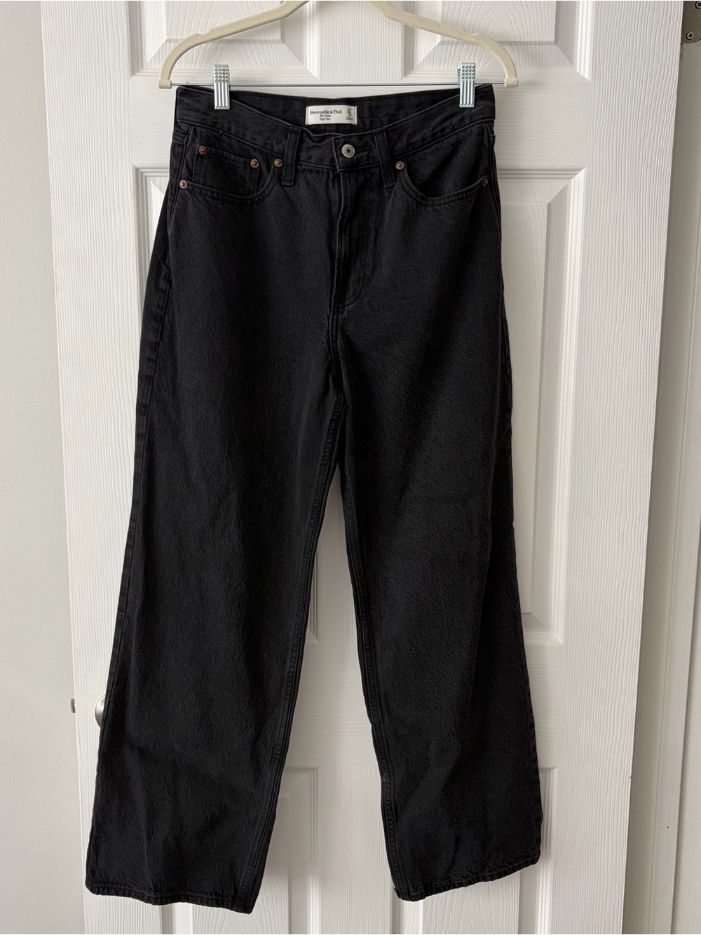 A&F The Loose High Rise Black Jeans